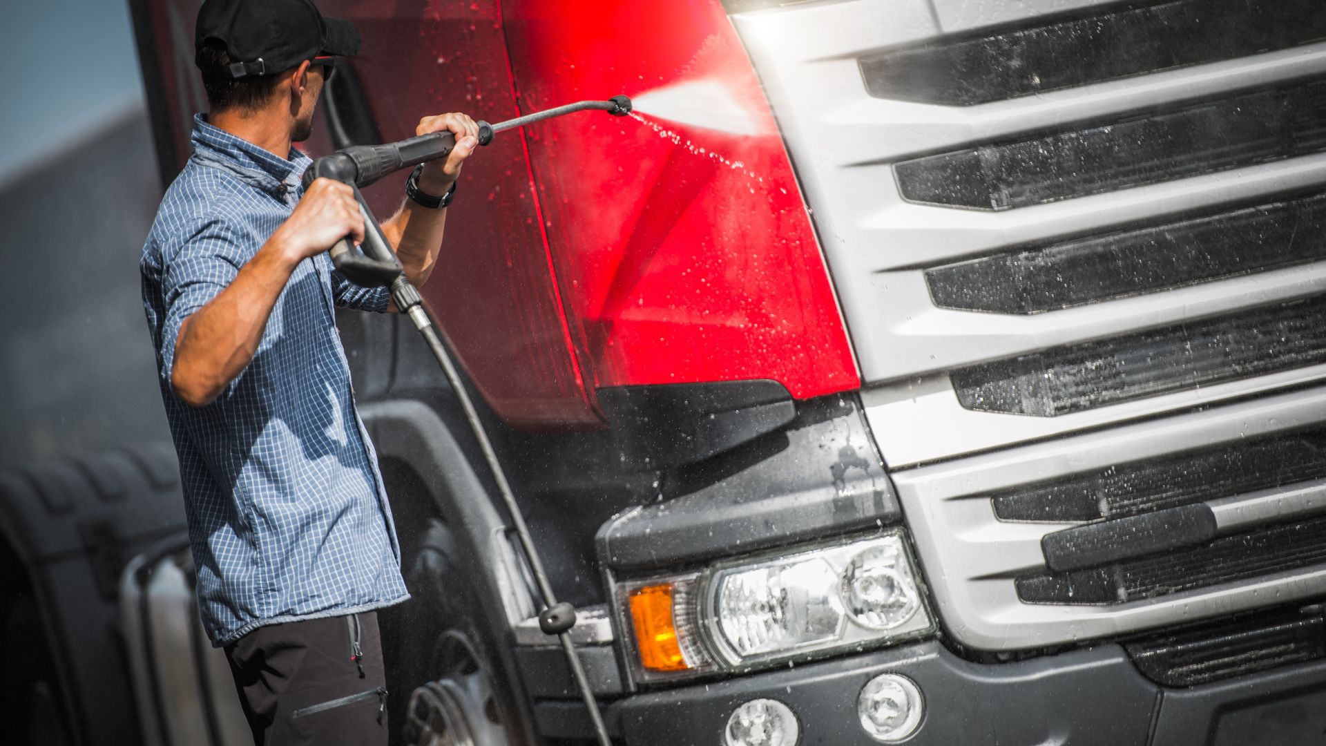 Semi truck pressure washing service Las Vegas